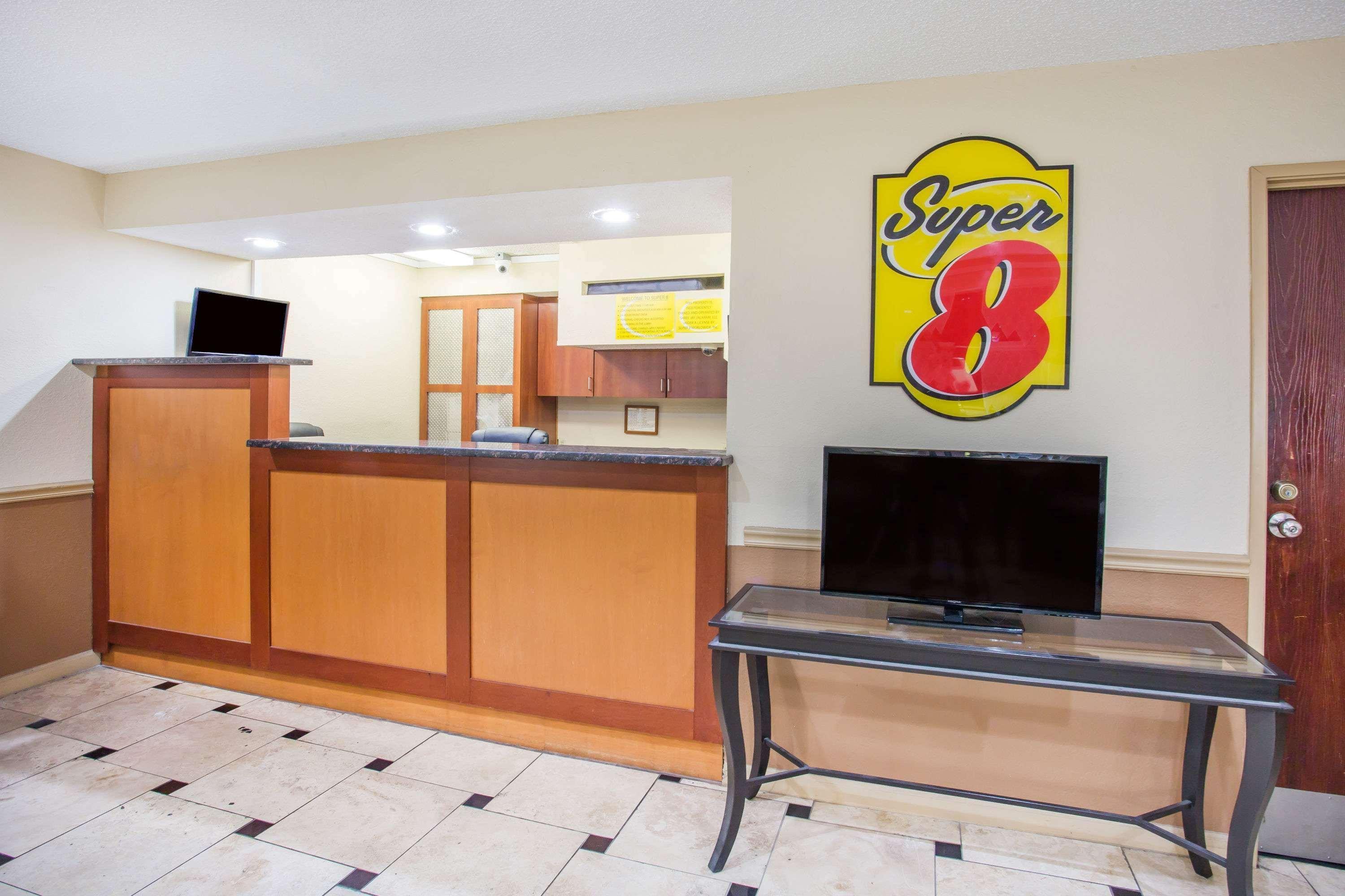 Super 8 By Wyndham Harrisonburg Motel Kültér fotó