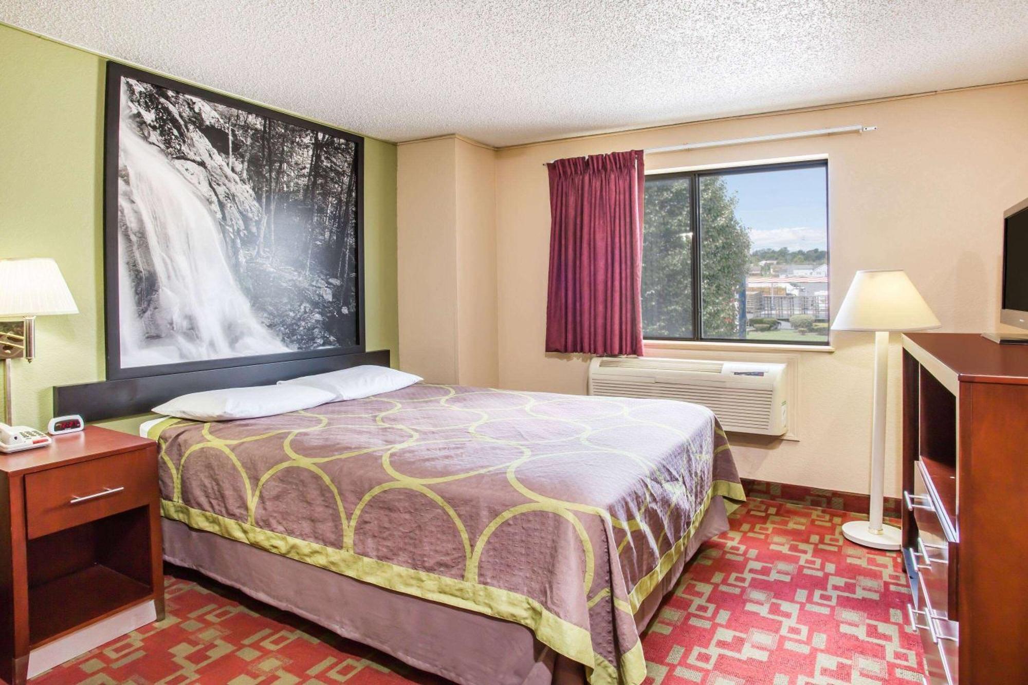 Super 8 By Wyndham Harrisonburg Motel Kültér fotó